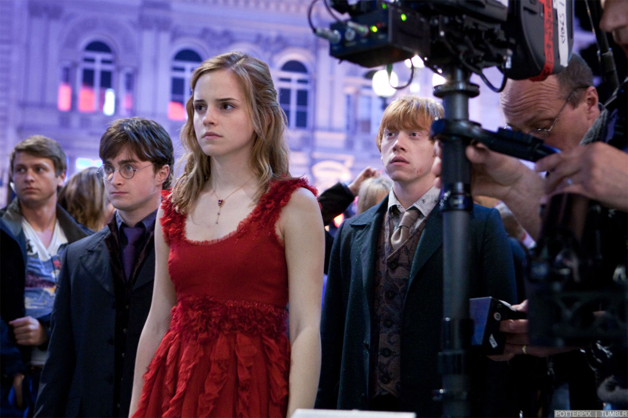 Deathly Hallows Part 1 Behind The Scenes Harry Potter Photo